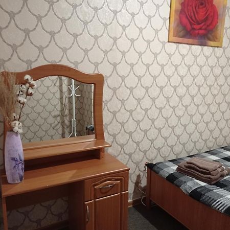 Desyatinnaya Hostel Kiev Exterior foto