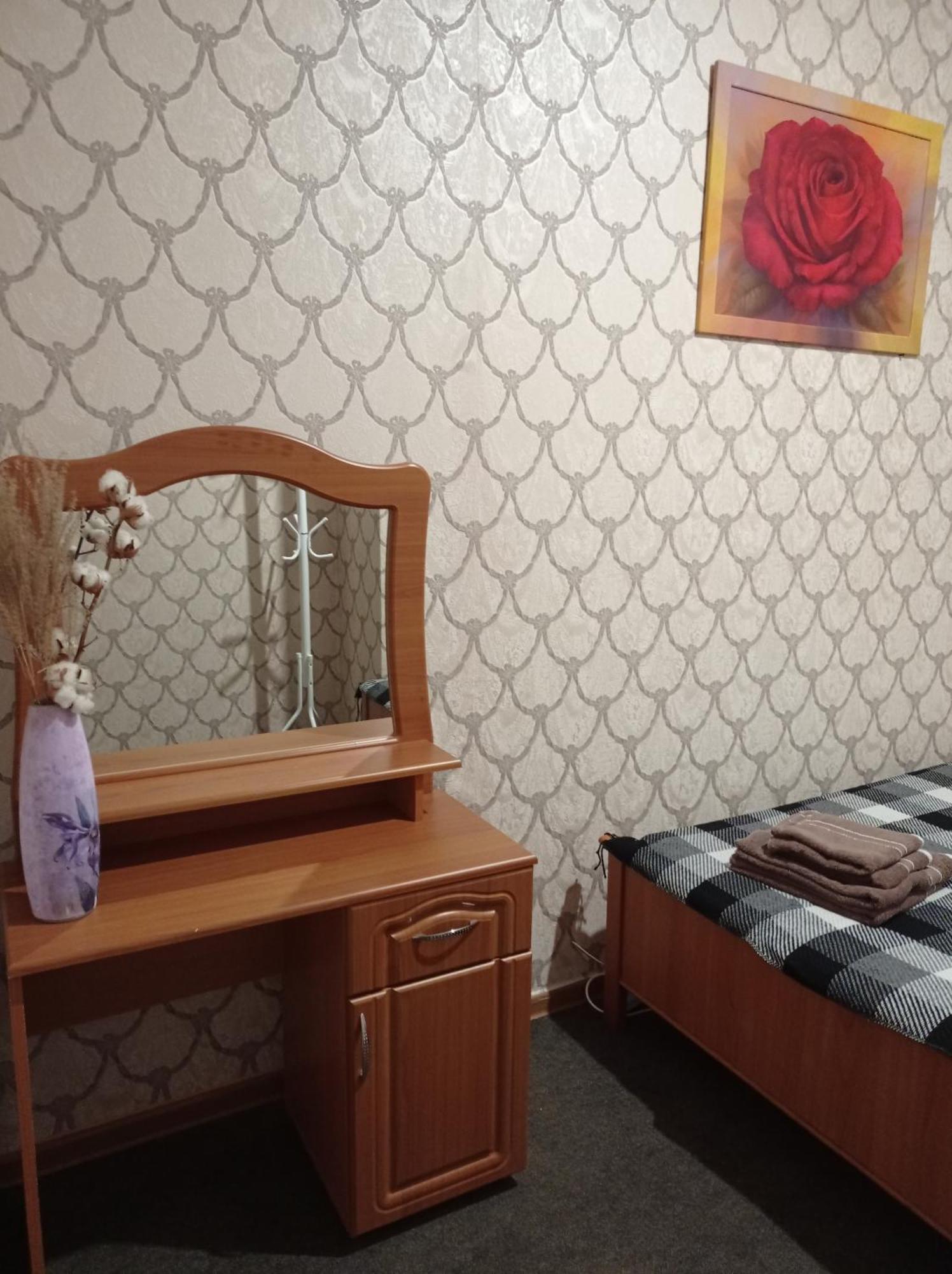 Desyatinnaya Hostel Kiev Exterior foto