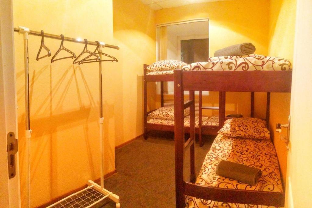 Desyatinnaya Hostel Kiev Habitación foto